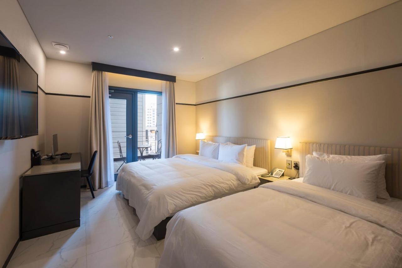 Browndot Hotel Guseo Busan Esterno foto